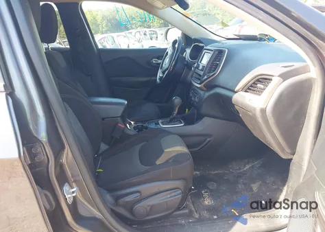 2017 Jeep Cherokee Altitude Fwd из США, поврежденный, VIN 1C4PJLAB0HW561577